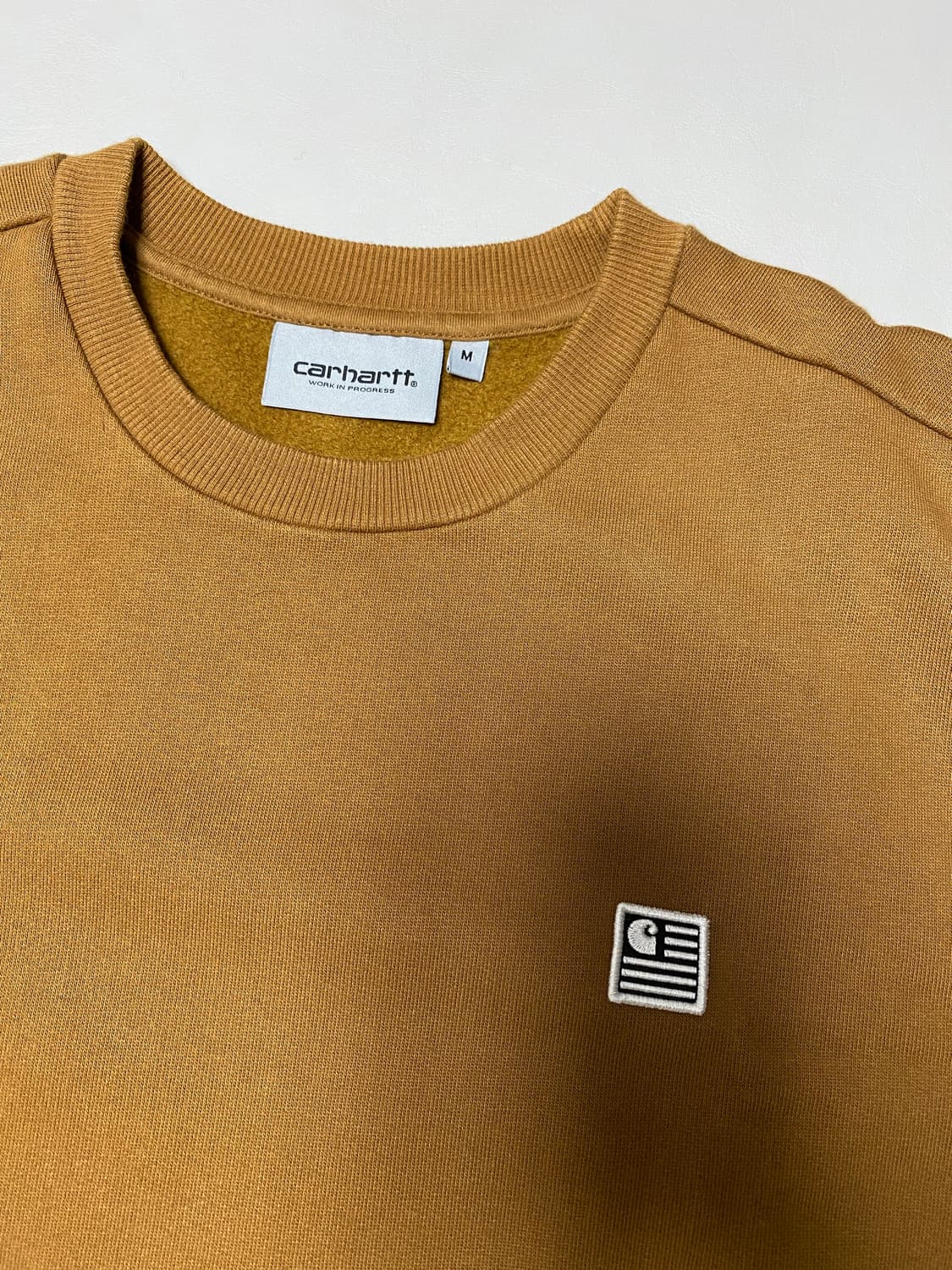 칼하트 State Patch 스웨트셔츠 M 상품이미지2