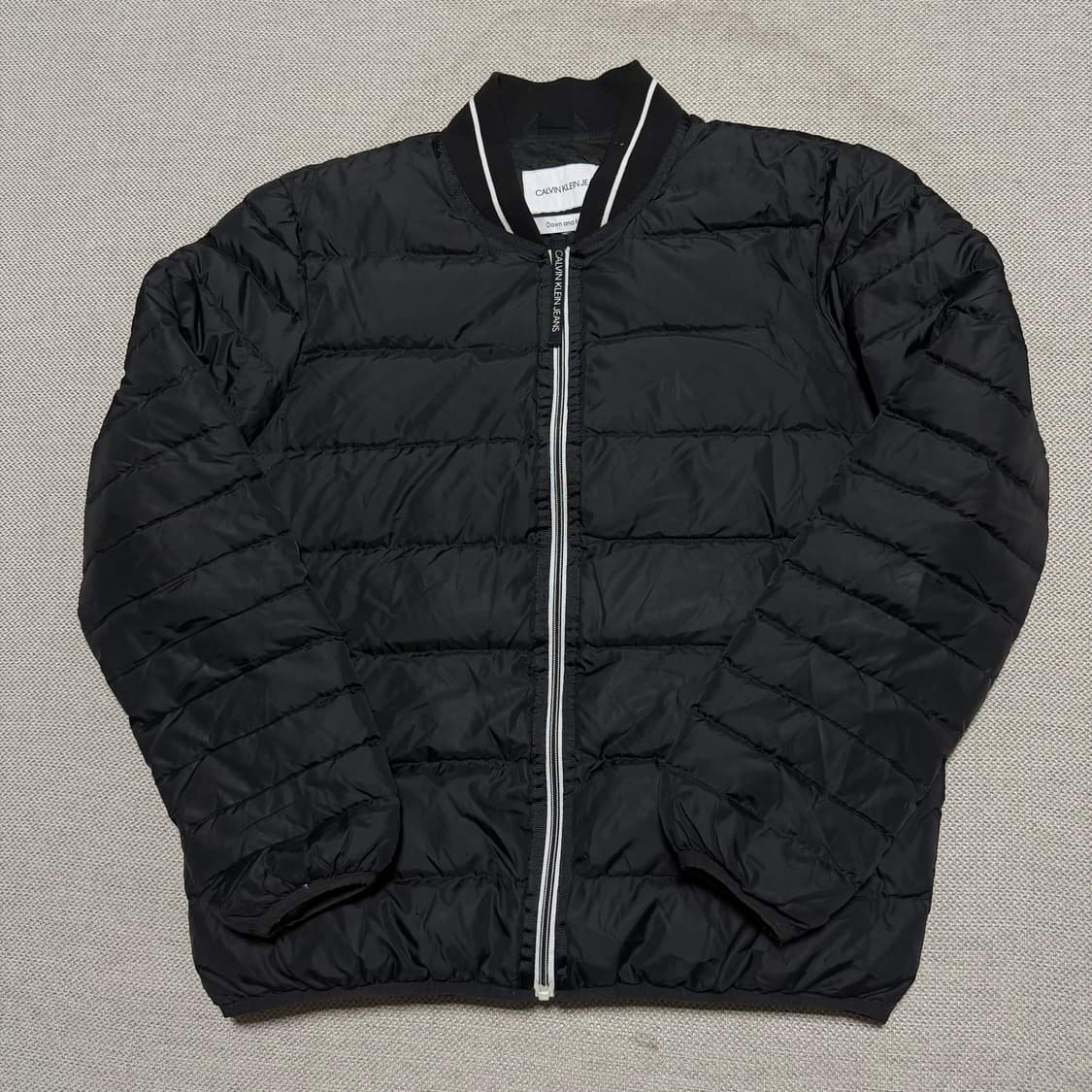 켈빈 클라인 진스 경량패딩 자켓 상품이미지1