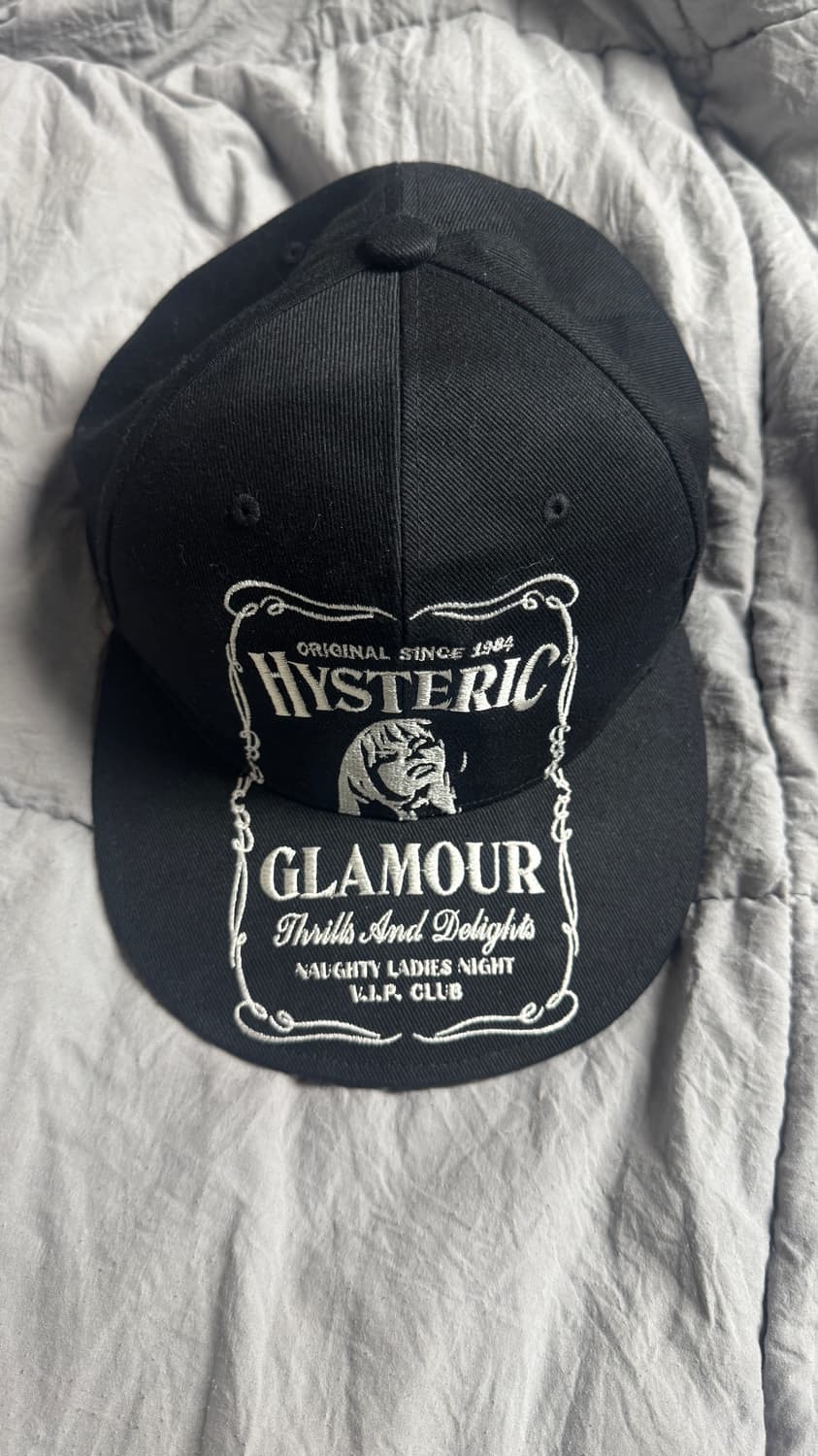 히스테릭 글래머 HYS 위스키 자수 캡 블랙 상품이미지1