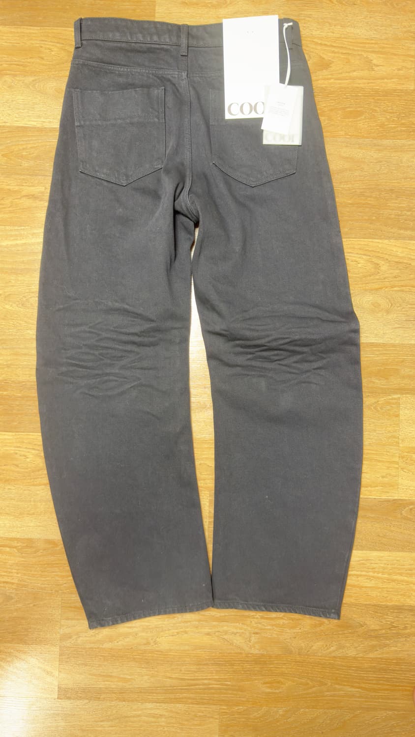 쿠어 엠보 워시드 딥 커브드 데님 상품이미지3