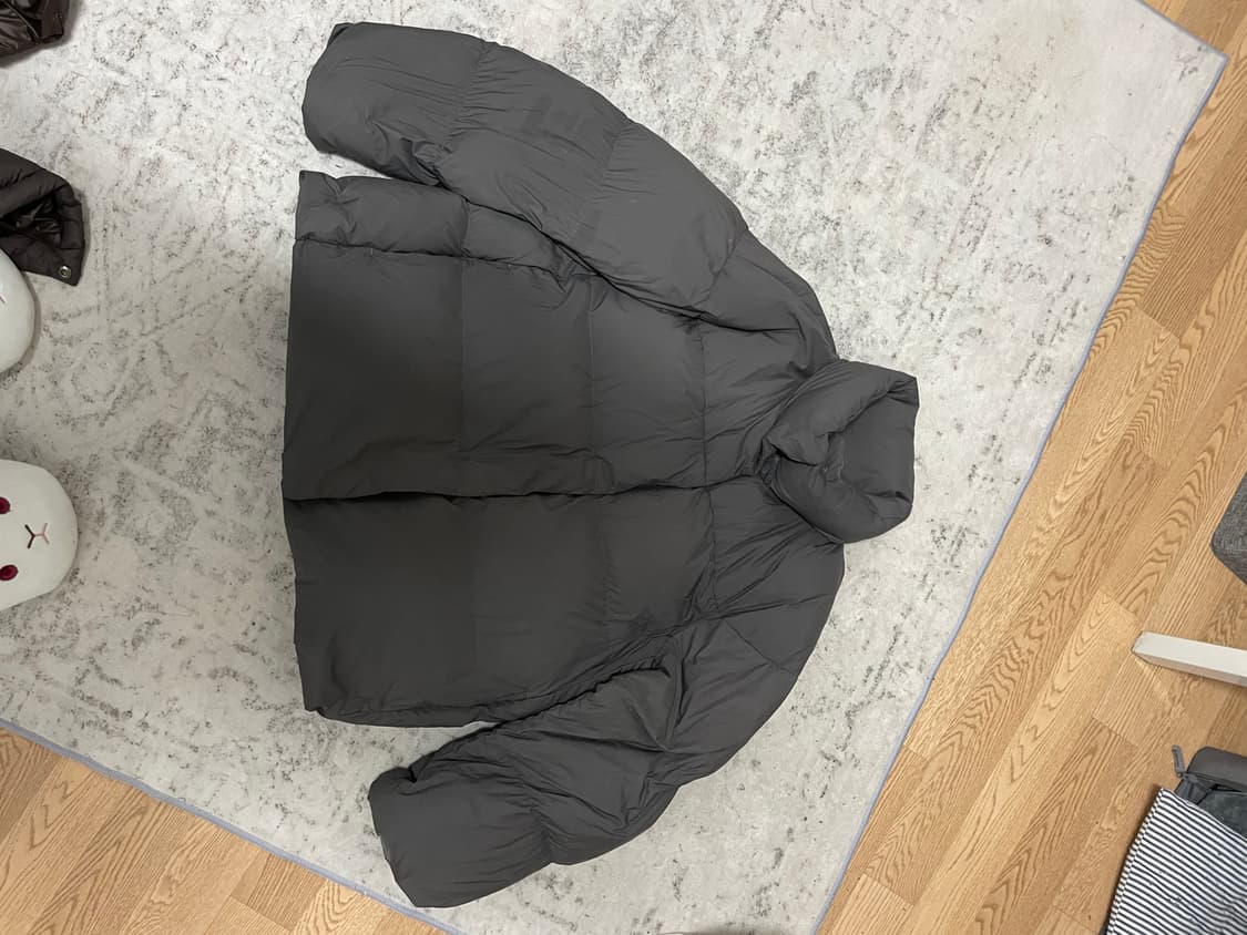 유니클로 파우더 소프트 패딩 차콜 L 상품이미지2
