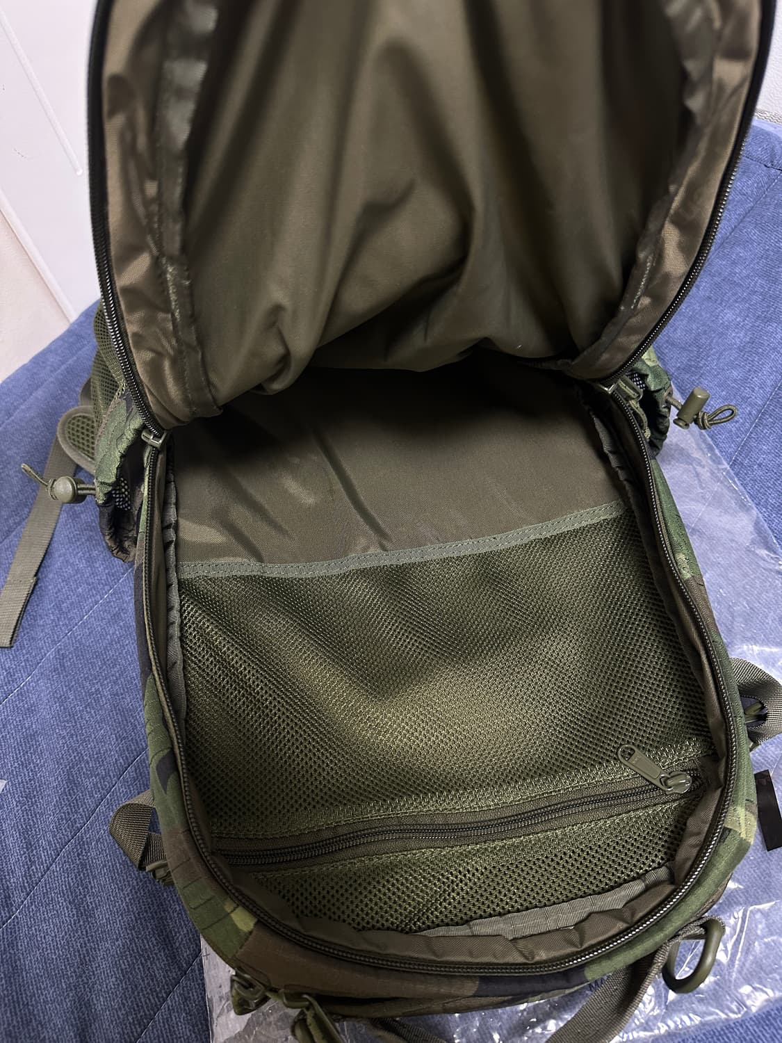 슈프림 백팩 우드랜드 카모 21FW 최상급 상품이미지5