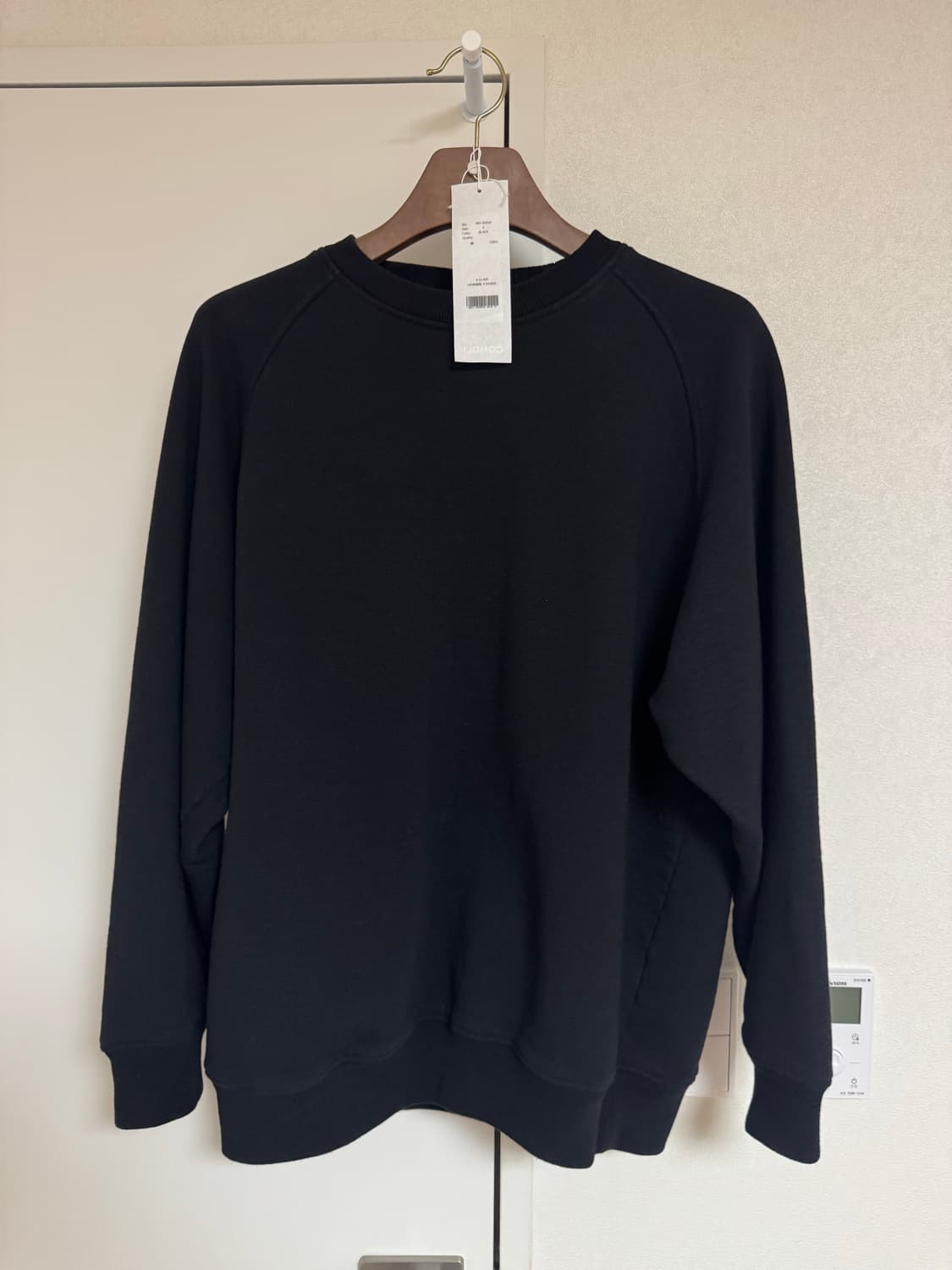 25SS 코모리 스웻 크루넥 블랙 3사이즈 상품이미지1