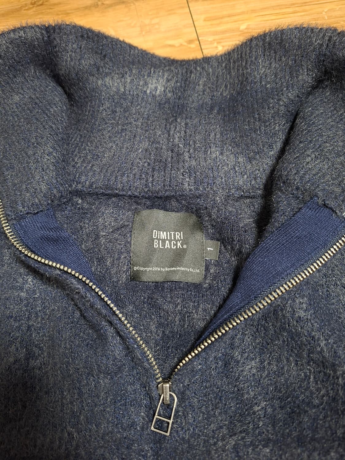 디미트리블랙 하프집업니트  상품이미지3