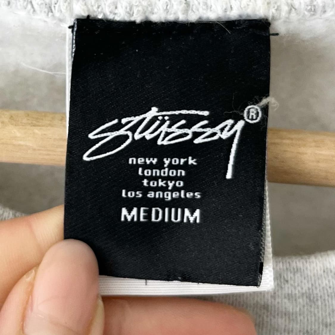 스투시 그레이 플라워 라운드 맨투맨 상품이미지6