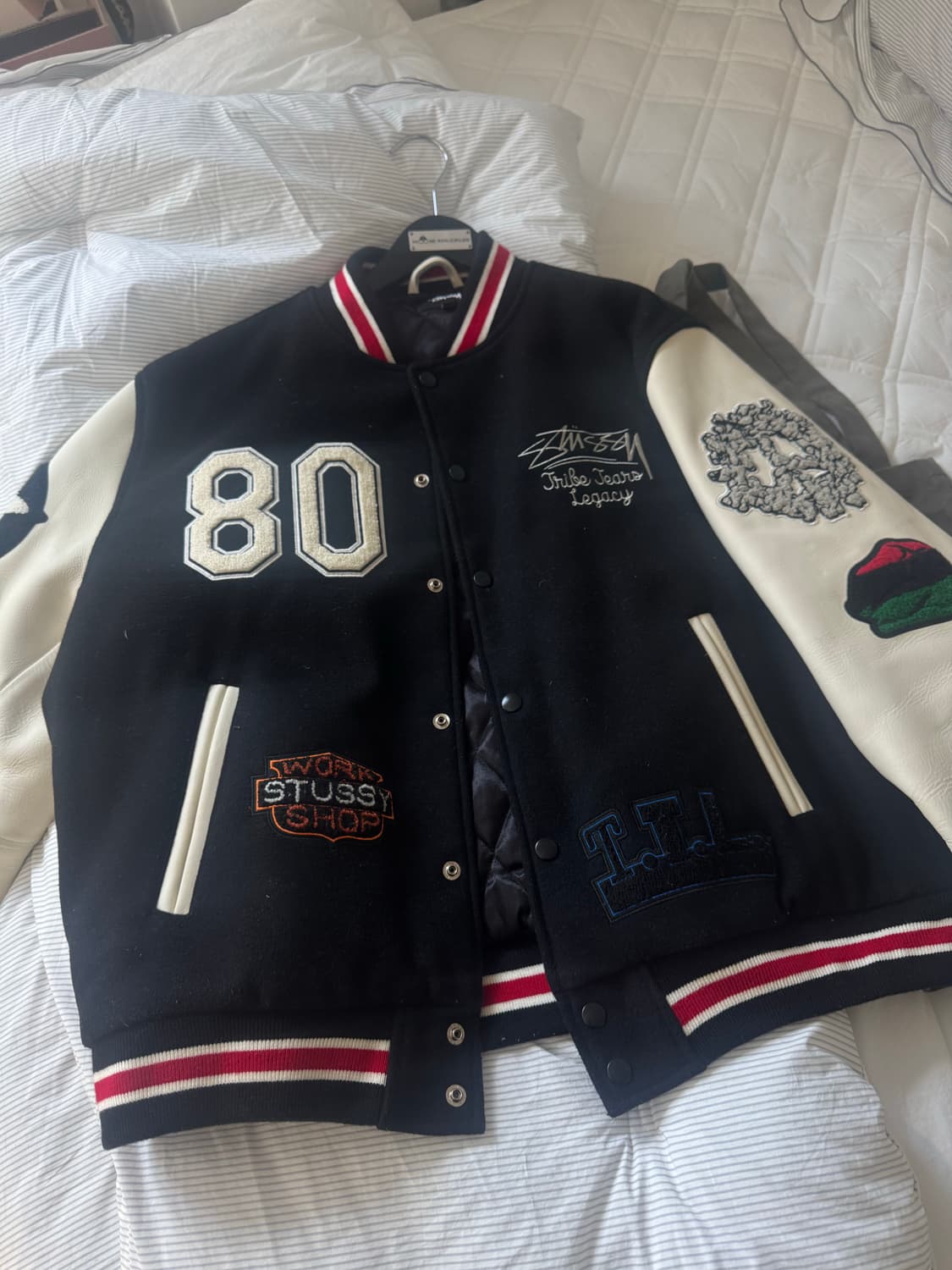 스투시 아워레가시 바시티자켓 상품이미지1