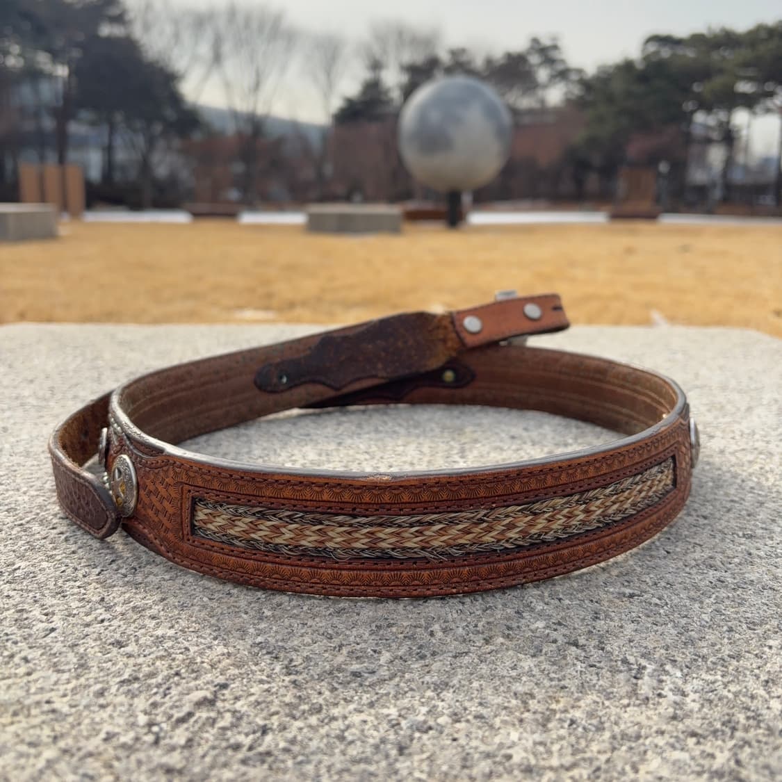 토니 라마 Tony Lama 스터디드 웨스턴 레더 벨트 상품이미지3