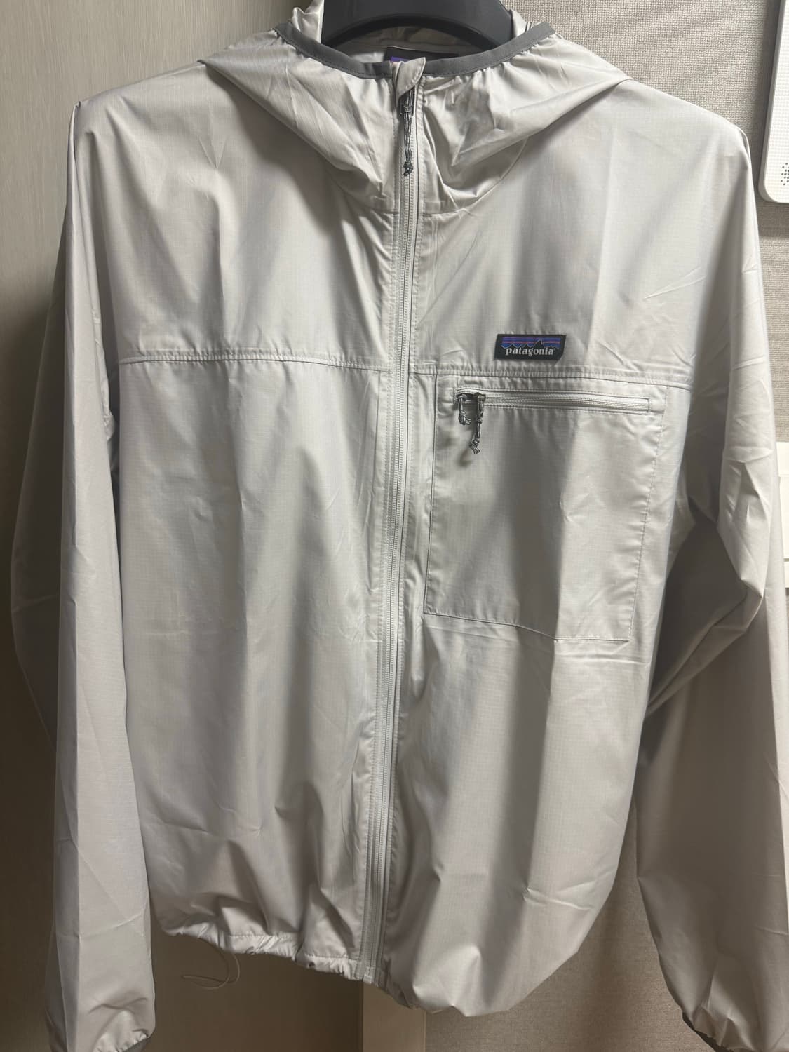 파타고니아 맨즈 라이트&배리어블 자켓 상품이미지2