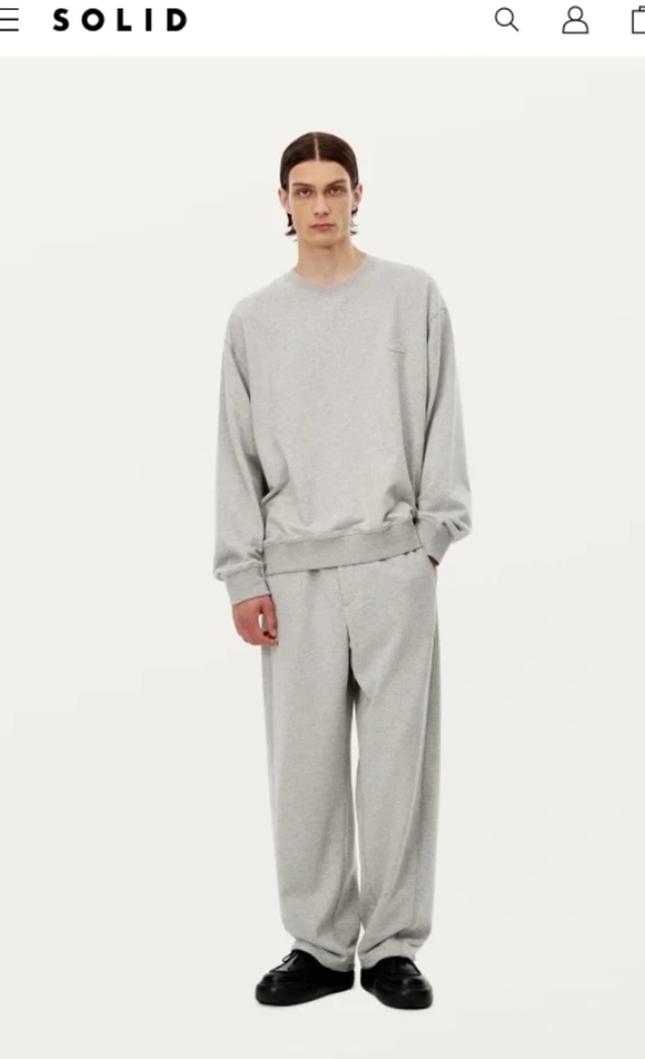 솔리드옴므 우영미 오버핏 티셔츠 맨투맨 100 FW2023 상품이미지1