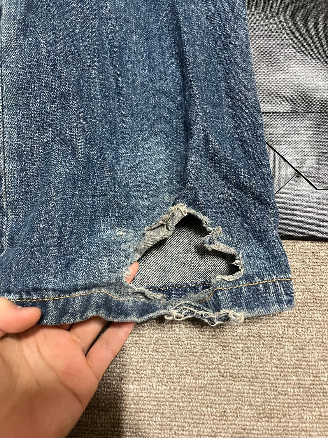 생로랑 플레어진 29사이즈 상품이미지10