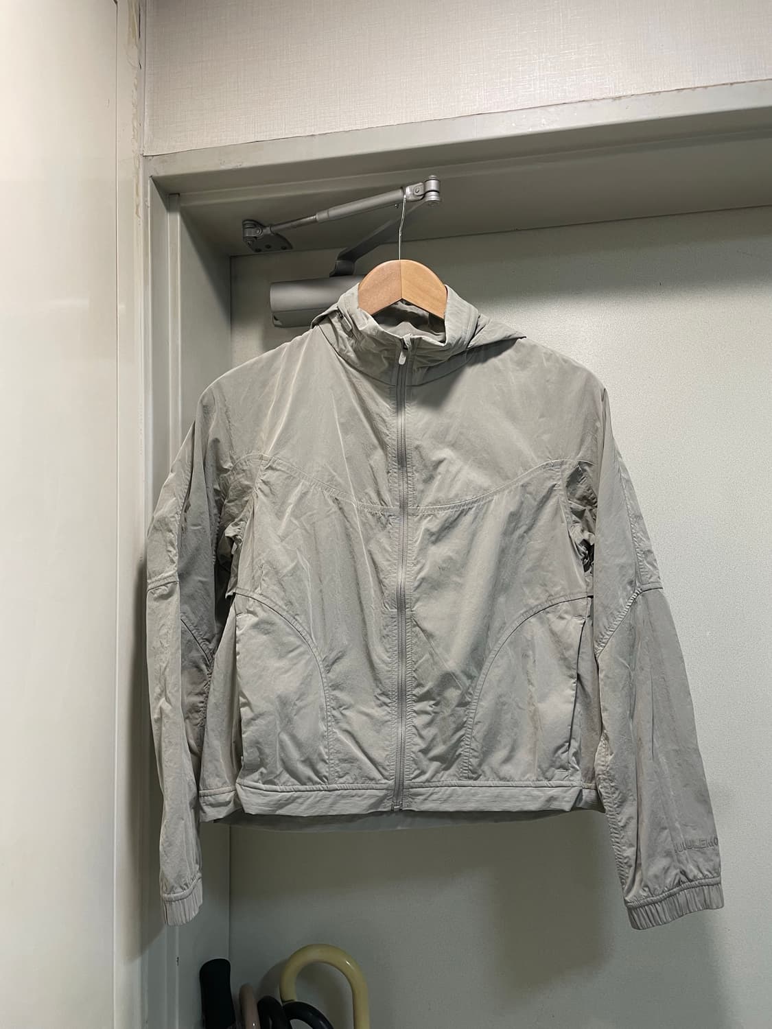 lululemon 바람막이 상품이미지1