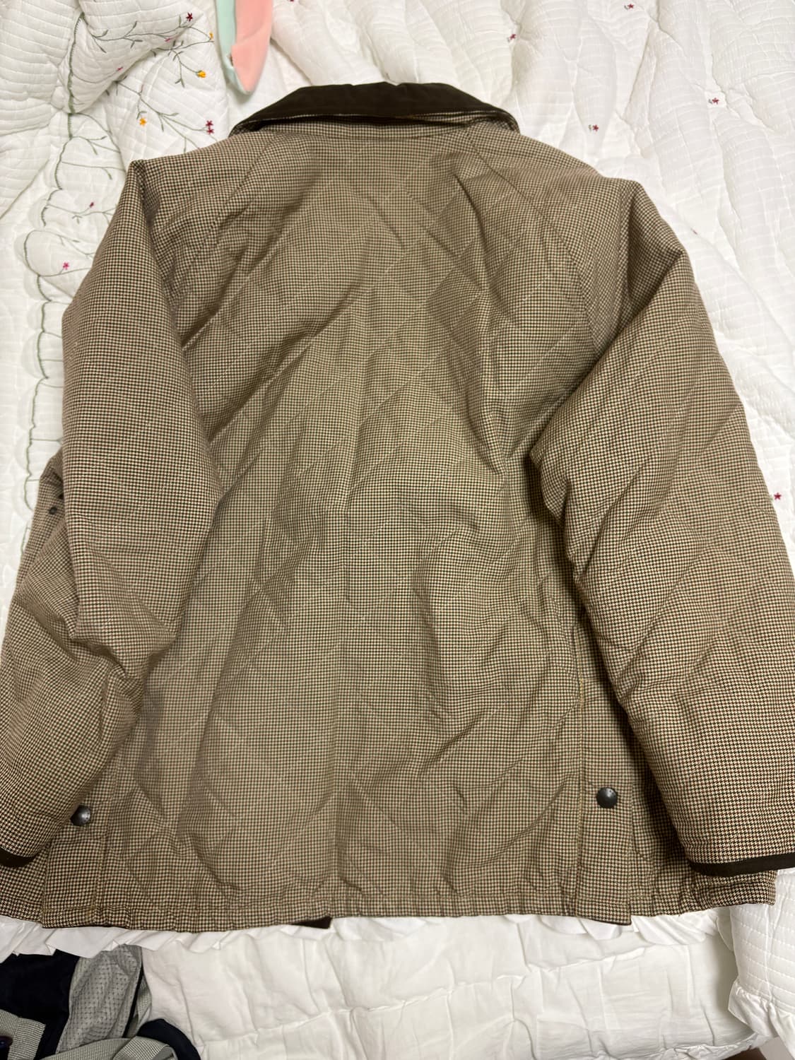 바버 논왁스 카운티 인듀어런스 패딩 자켓 상품이미지2