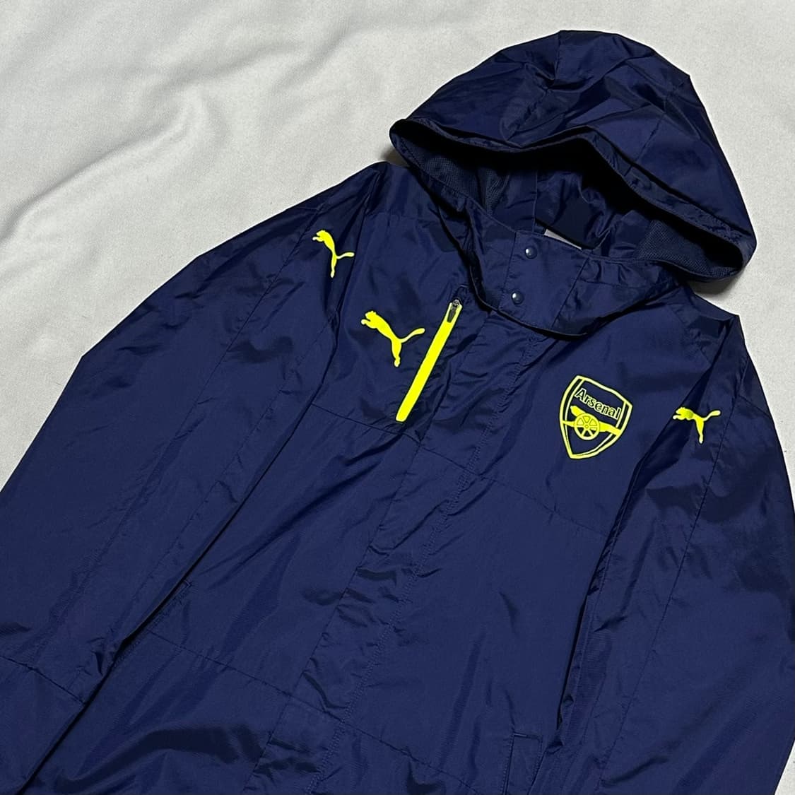 L 퓨마 아스날 16-17 시즌 네이비 후드 바람막이 상품이미지1