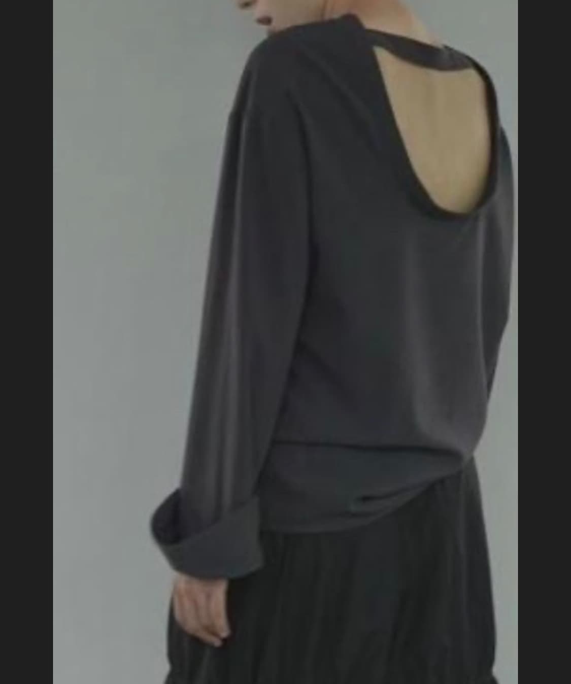 Eonts garden backless blouse - charcoal 상품이미지2