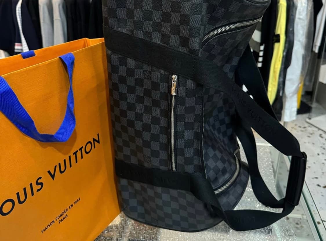 [한정판] 루이비통 그라피트 밴드리에르 코팅 캔버스 레더 키폴 상품이미지2