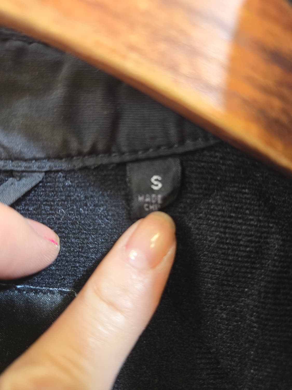 데우스 엑스 마키나 코치 자켓 블랙 상품이미지6