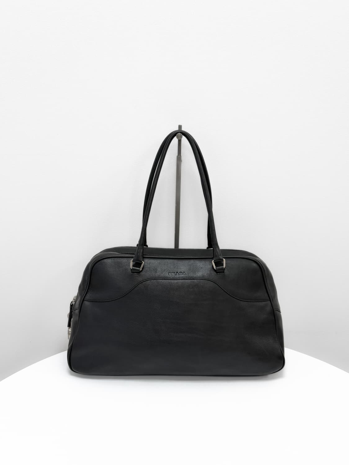 프라다 레더 볼링백 상품이미지2