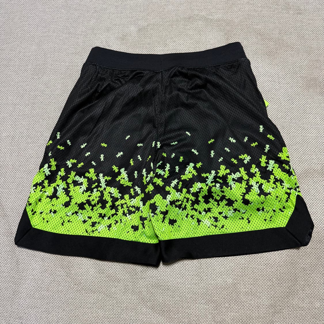 언더아머 커리 반바지 형광 메쉬 상품이미지5