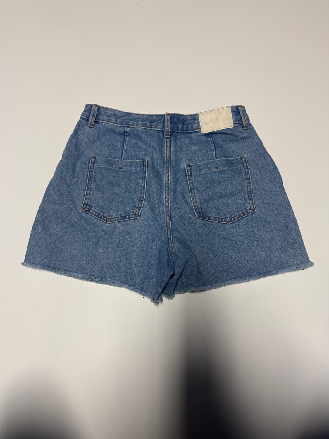여성 자라 ZARA 하이웨스트 데님 숏팬츠 31.4인치 상품이미지2