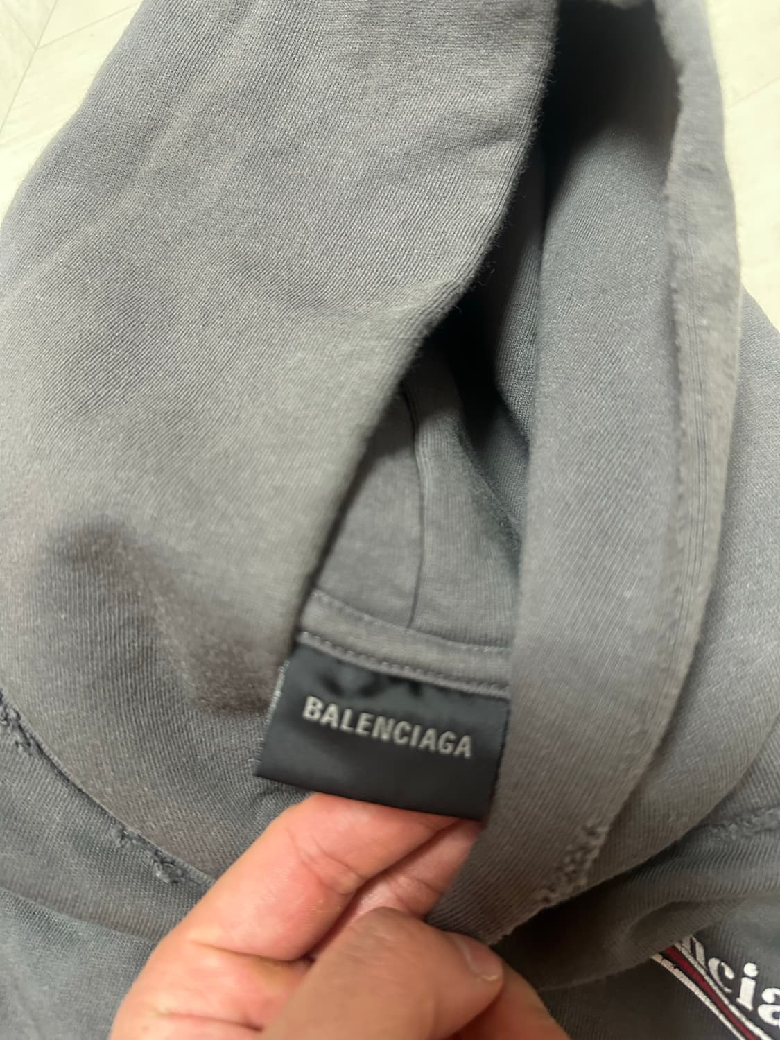 발렌시아가 웨이브로고 라지핏 그레이 후드 m사이즈 상품이미지3
