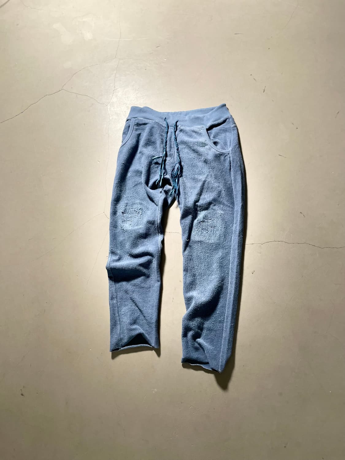 KZ Atelier Distressed Sweat Pants 상품이미지1