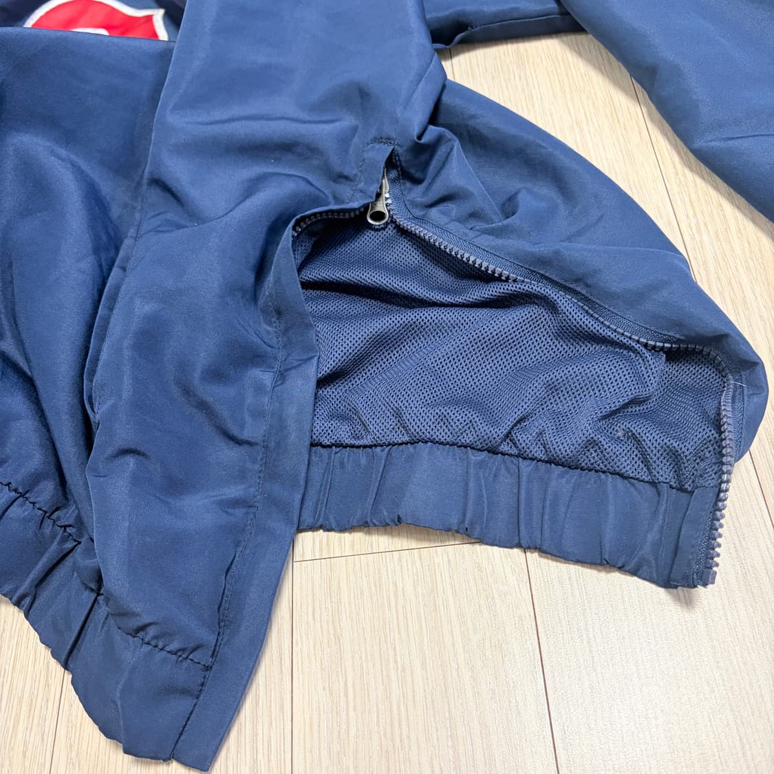 L) G-III Sports 보스턴 레드삭스 올드스쿨 V넥 풀오버 바람막 상품이미지4