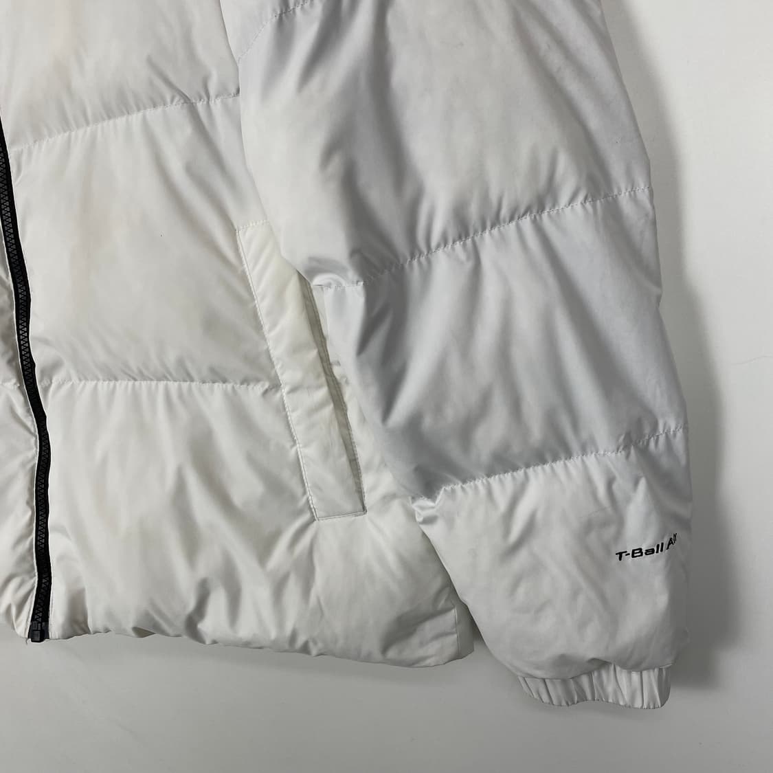 노스페이스 화이트 패딩 상품이미지3