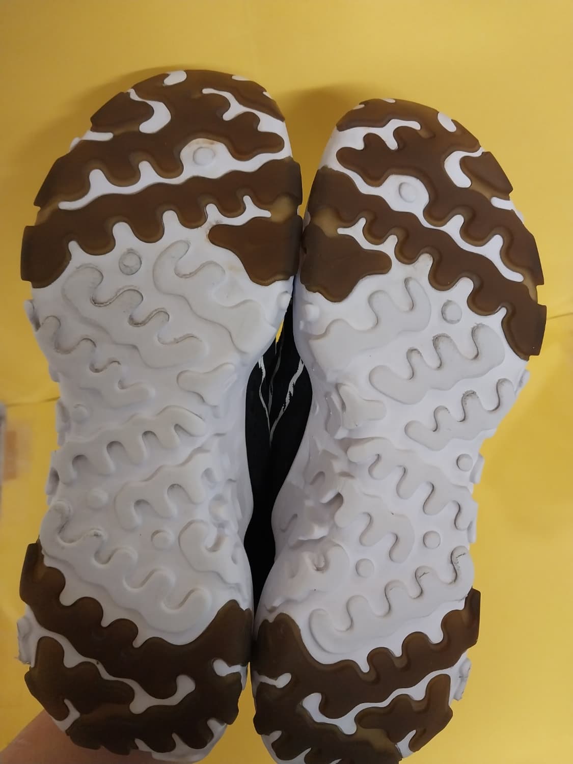 남성 나이키 리액트 비건 블랙화이트 운동화 (255) 상품이미지8