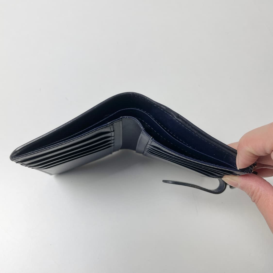 [중고] 빈폴 레더 중지갑 네이비 상품이미지6