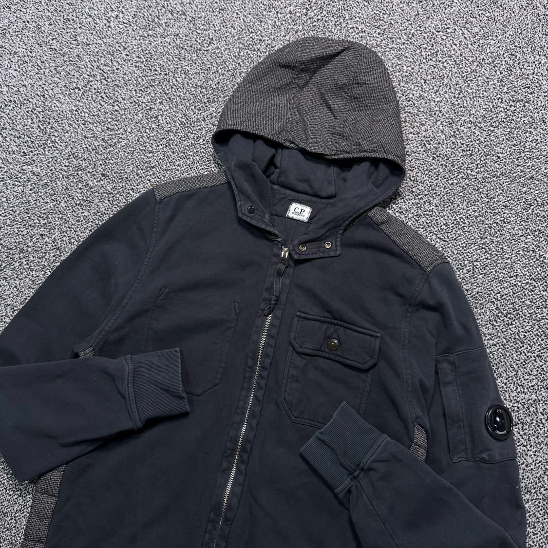 Name : C.P.컴퍼니 사이드 렌즈 네이비 배색 후드집업 :) 상품이미지4