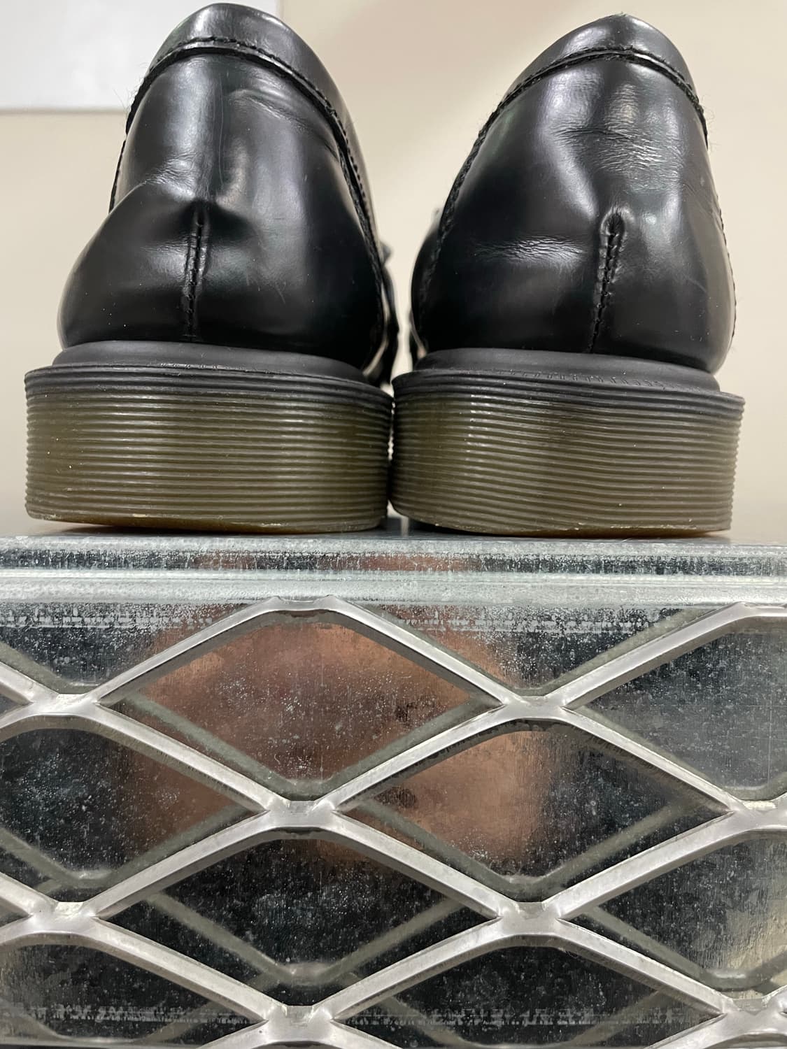 닥터마틴 아드리안 태슬 로퍼 블랙 uk8 (gr-4143) 상품이미지10