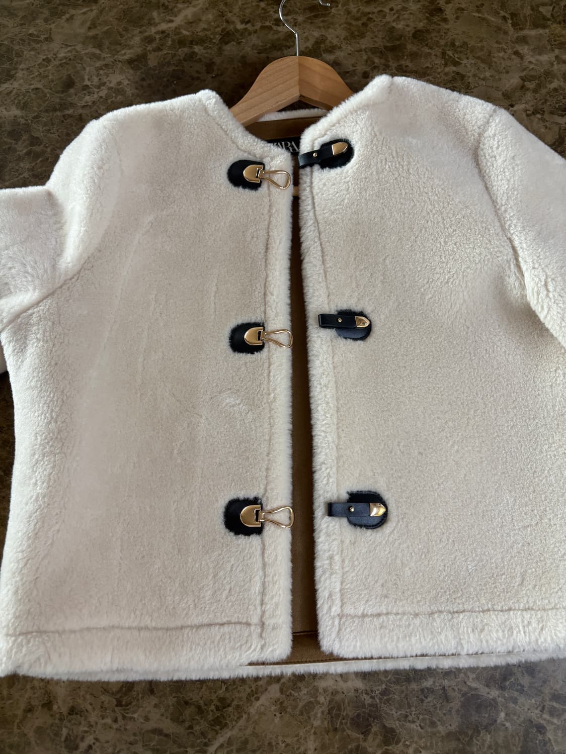 자라 퍼 자켓 상품이미지1