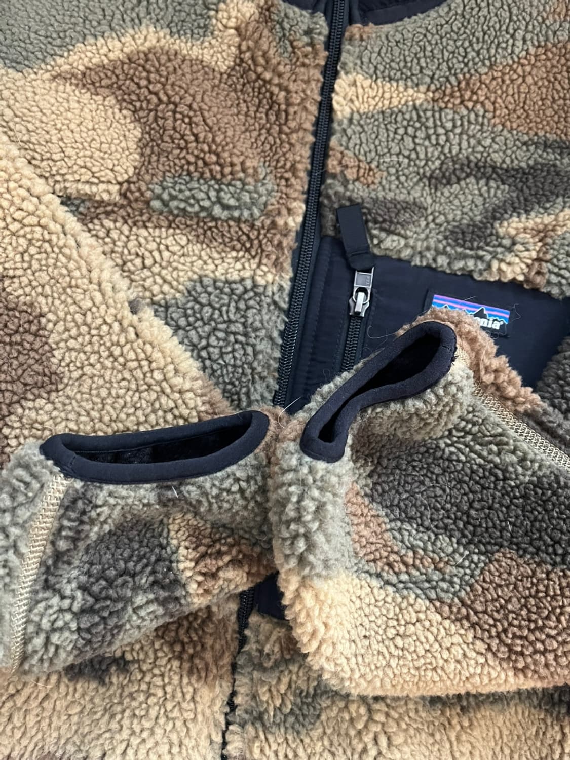 파타고니아 레트로 클래식 카모 플리스 자켓 양털 후리스 점퍼 상품이미지7