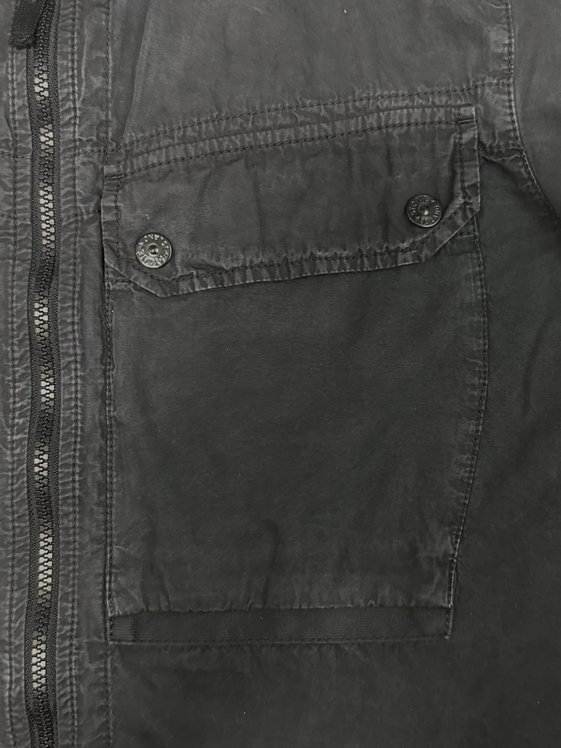 스톤아일랜드 브러쉬드 오가닉 코튼 오버셔츠 블랙 L 상품이미지3