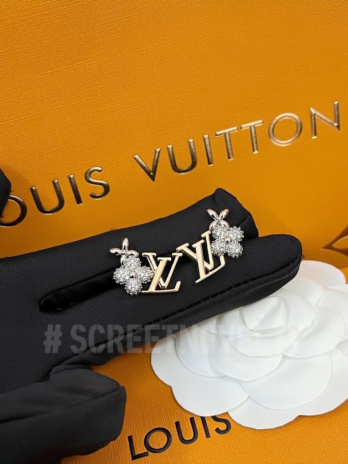 LV GRAM 이어링 큐빅플라워 풀박스 상품이미지10