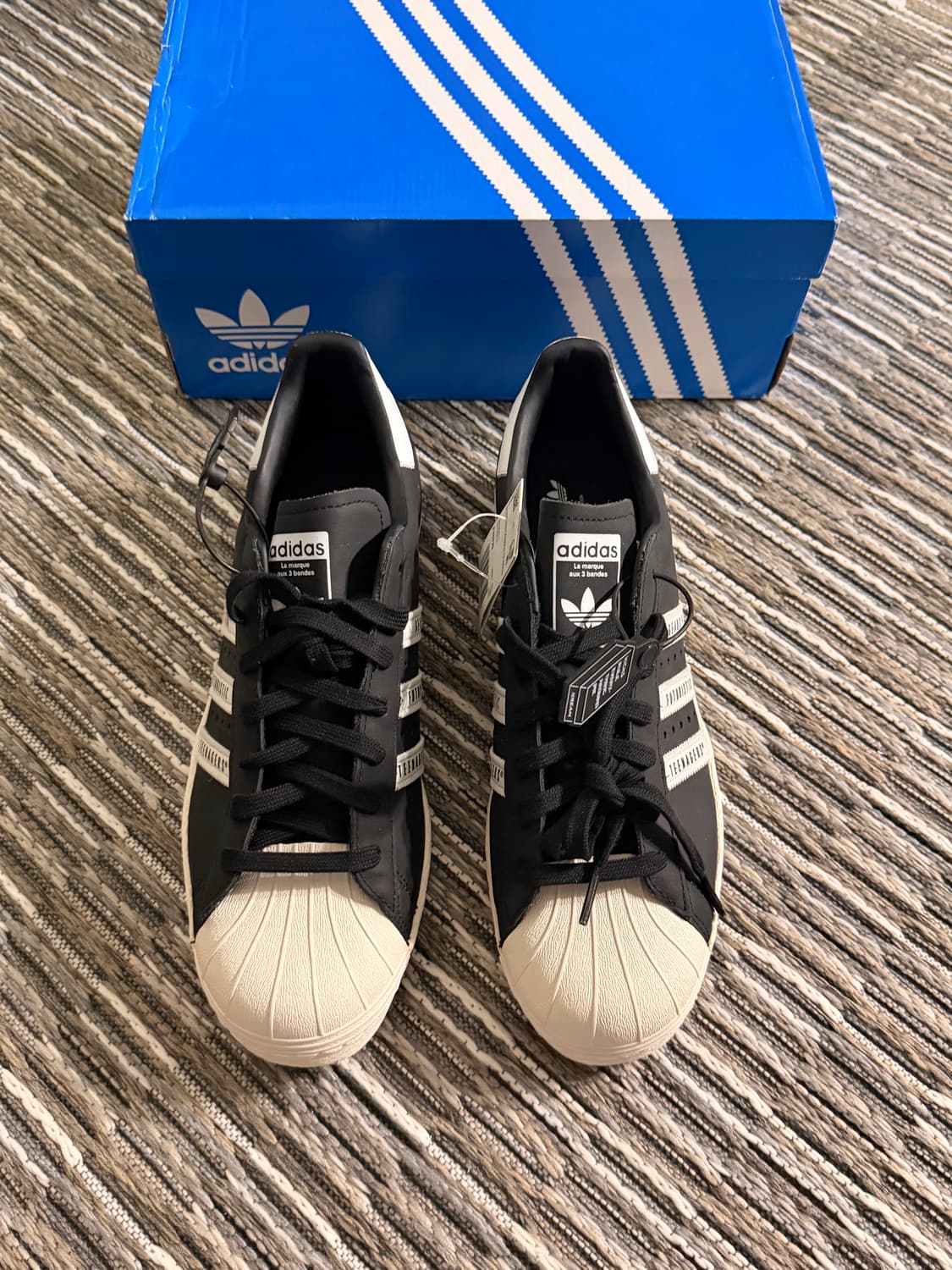 [290] 아디다스 x 휴먼 메이드 슈퍼스타 블랙 화이트 새상품 상품이미지2