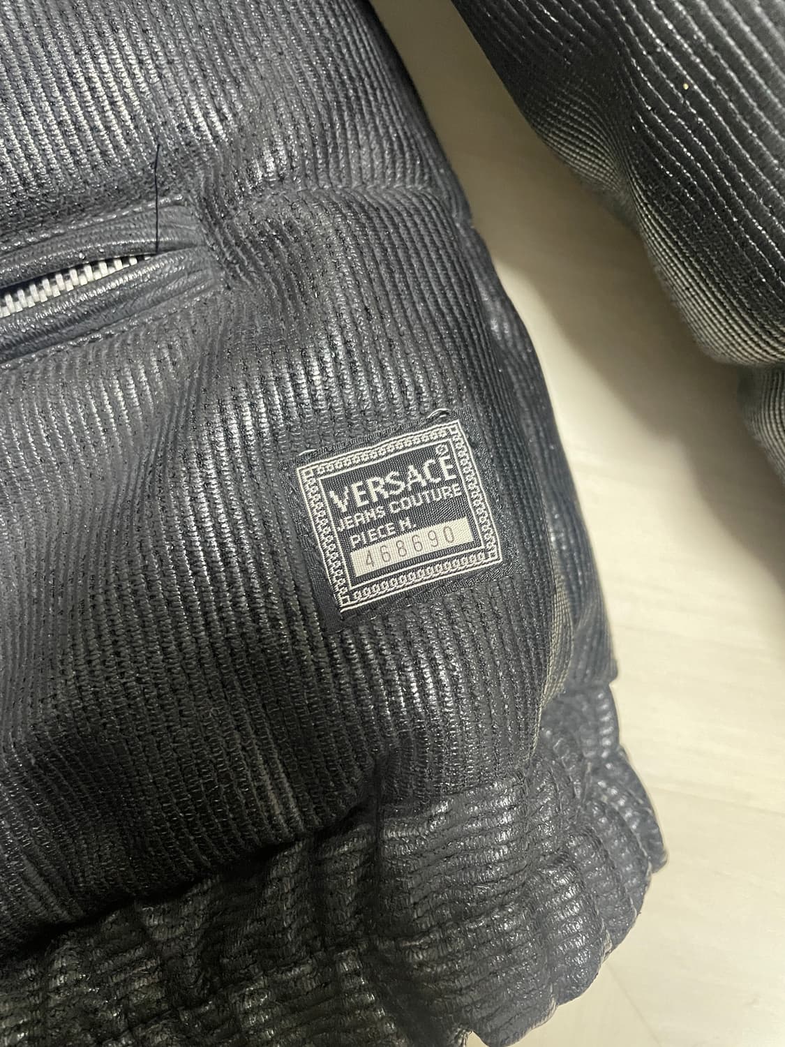 90s 베르사체 진스 꾸뛰르 빈티지 패딩 상품이미지5