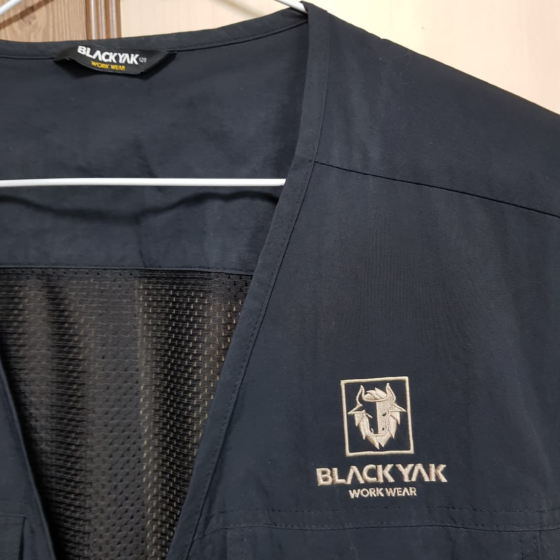 4XL -120 / 블랙야크 / 4포켓 매쉬 블랙조끼/417-불 상품이미지2