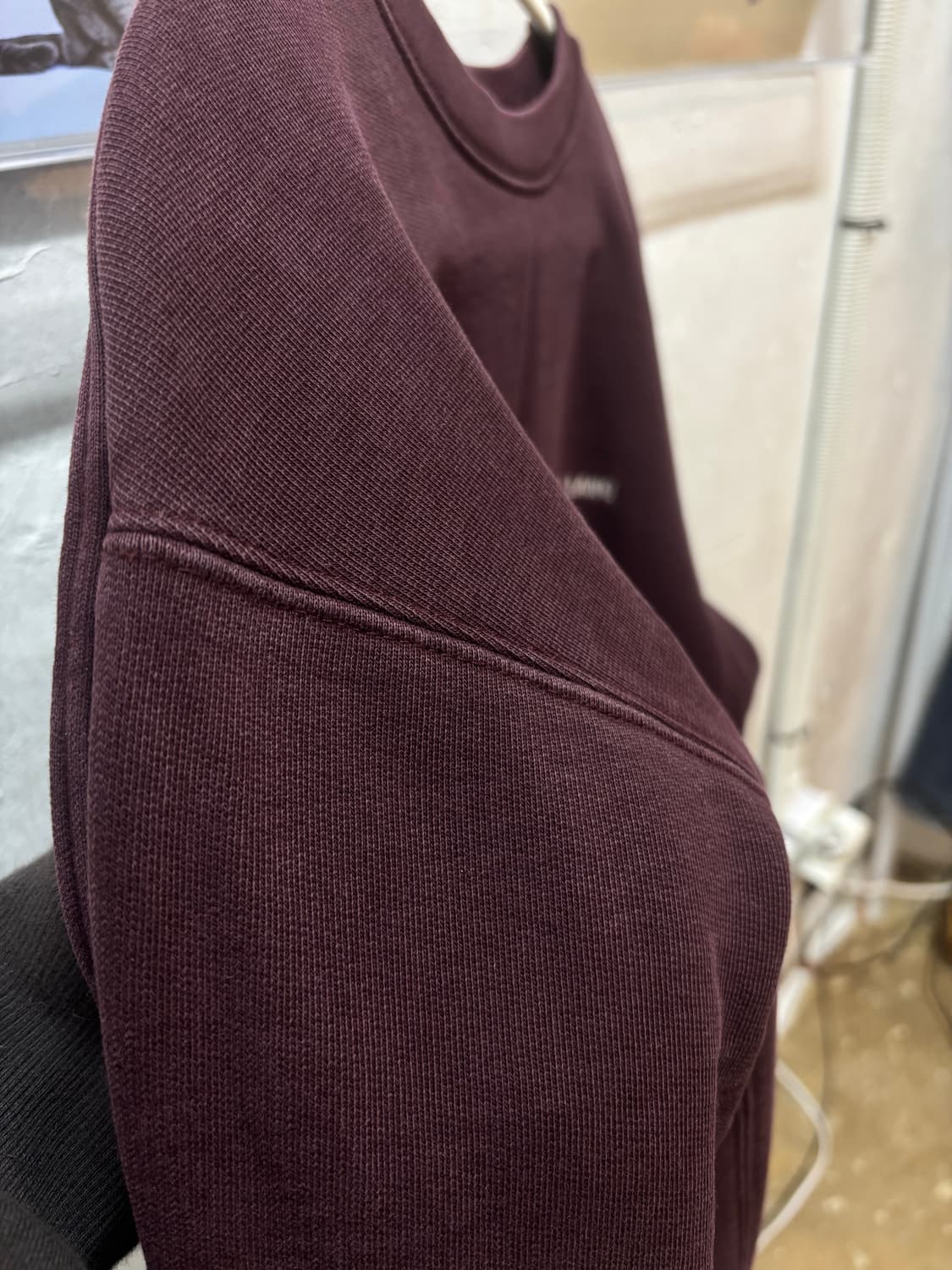 헬무트 랭 자수 로고 스웻 셔츠 크림슨 나이트 상품이미지4