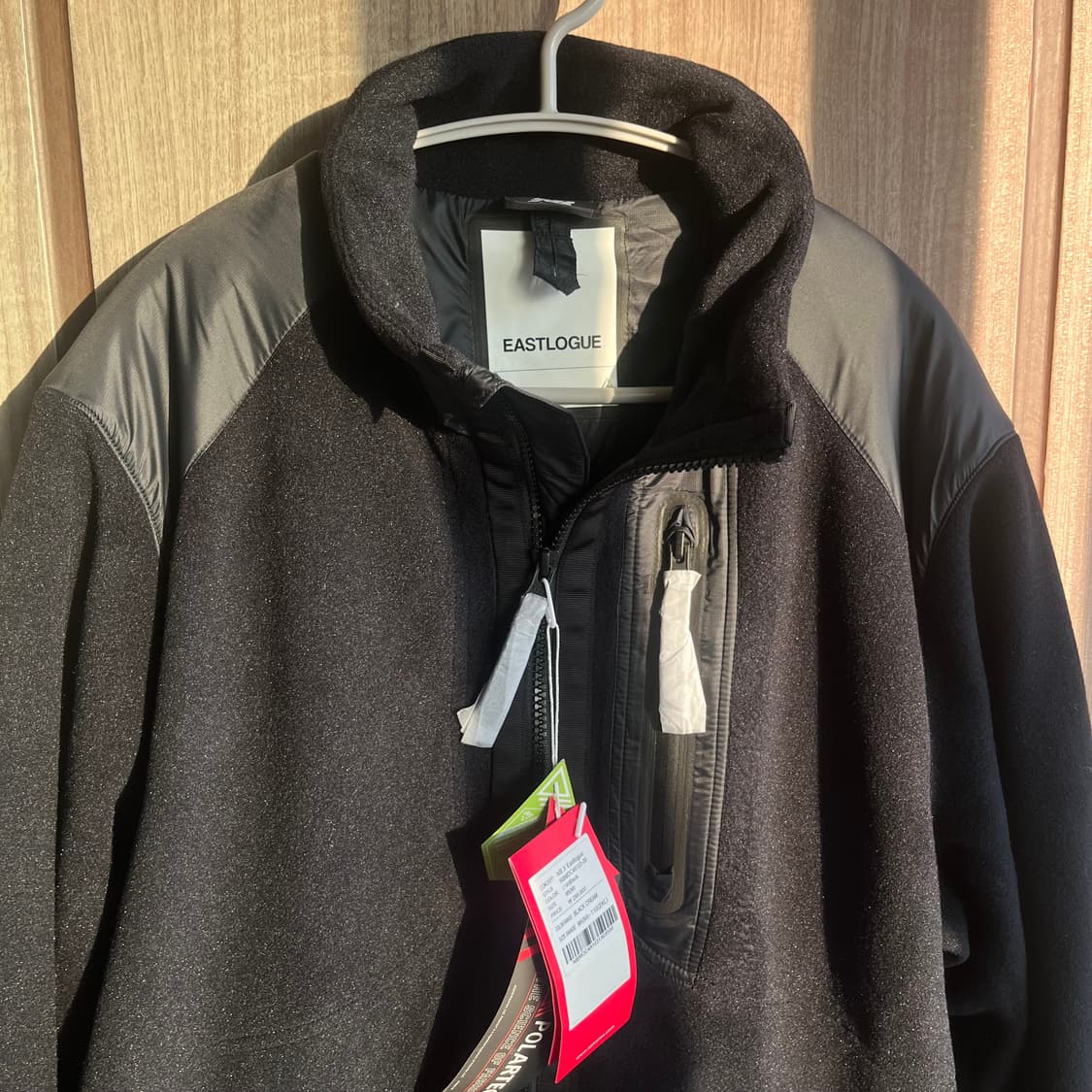 새상품(XL)이스트로그x뉴발란스 후리스 자켓 블랙 상품이미지2