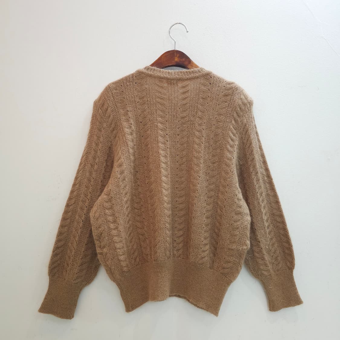 모헤어 진베이지 루즈핏 헤어리 니트 상품이미지2