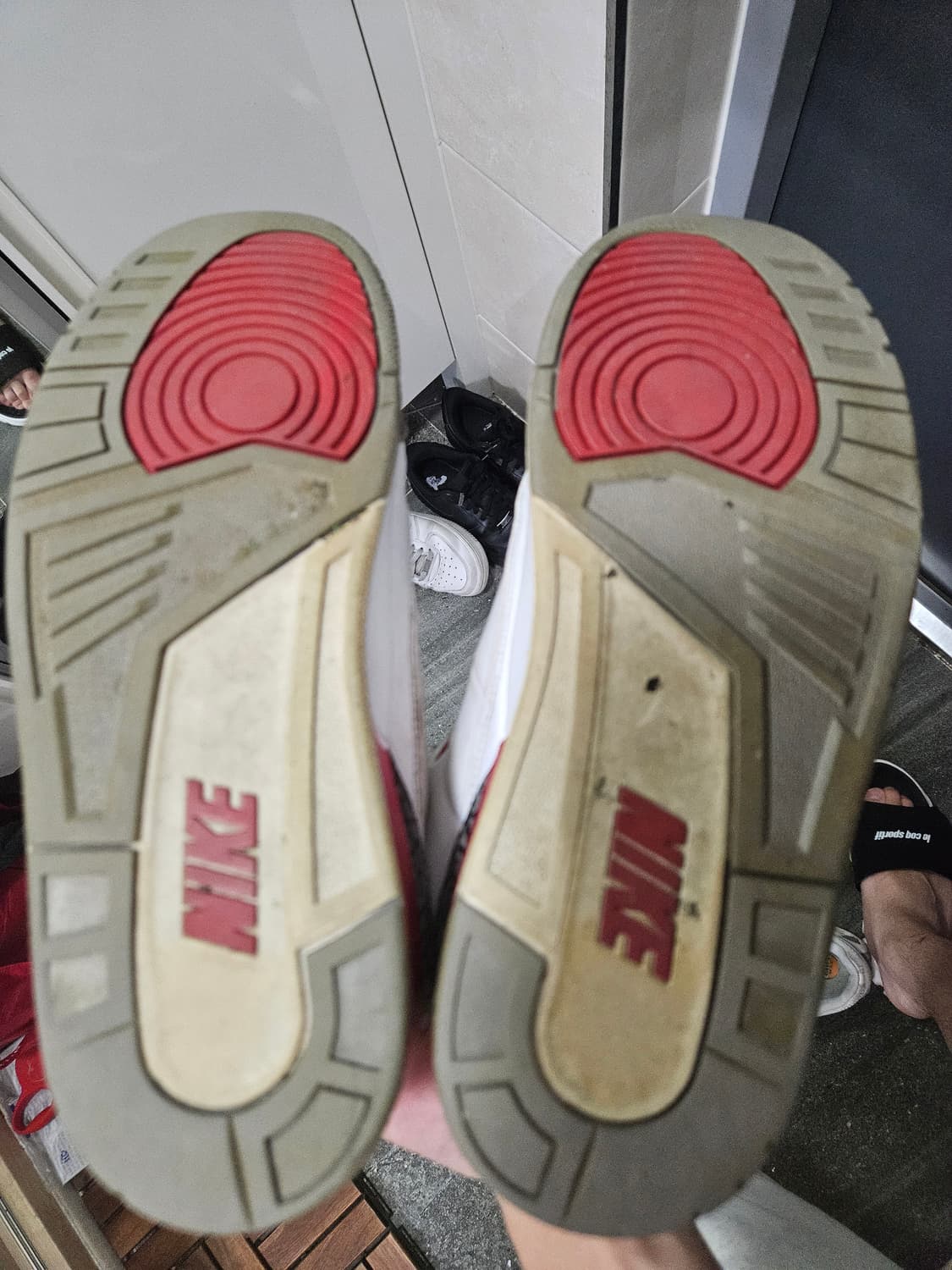 조던 3 파이어레드  상품이미지4