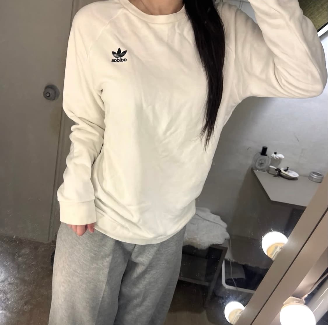 아디다스 불꽃 파이어버드 로고 맨투맨 🤍 상품이미지1