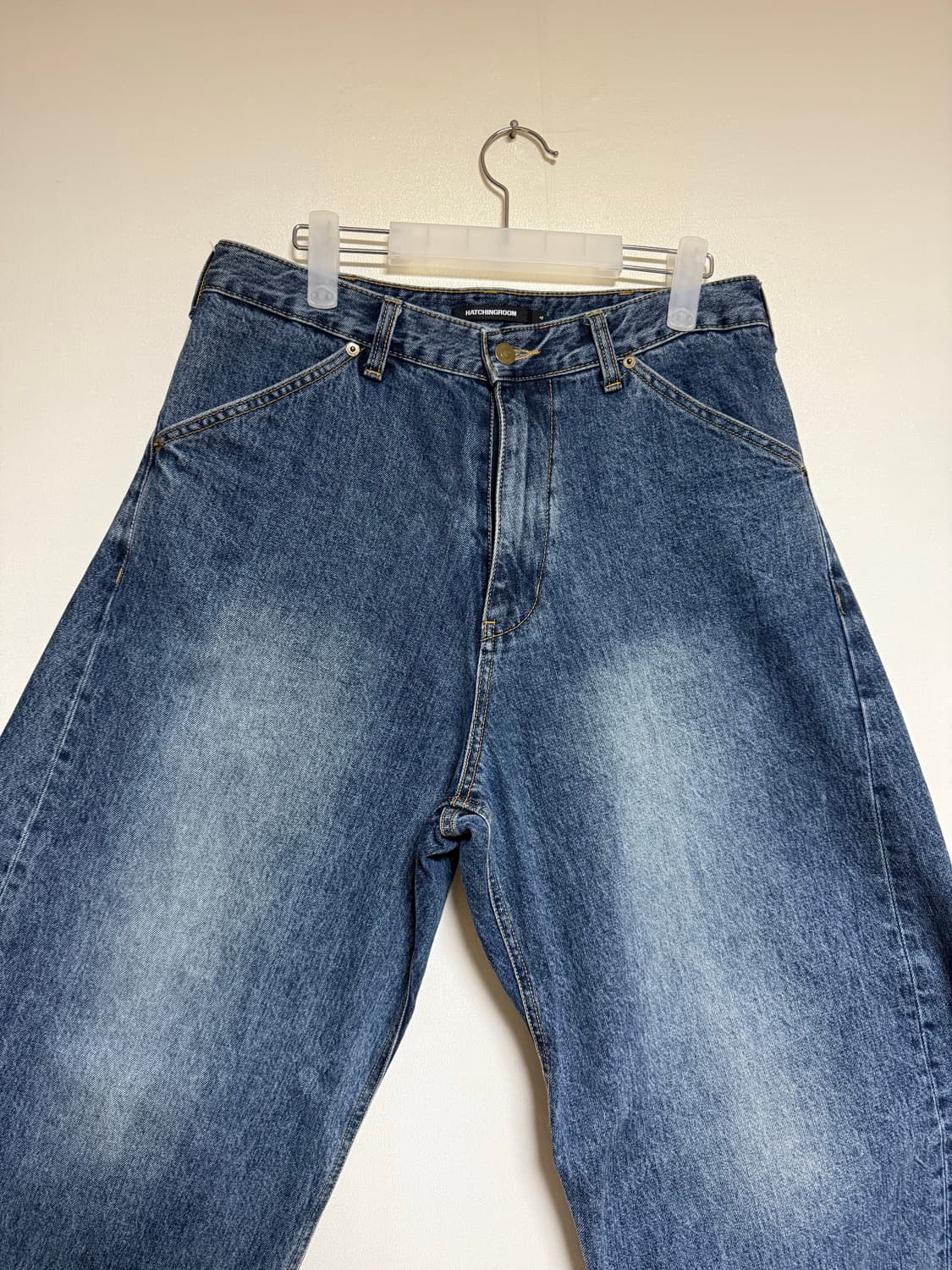 해칭룸 와이드 커브드 진 워시드 블루 상품이미지6