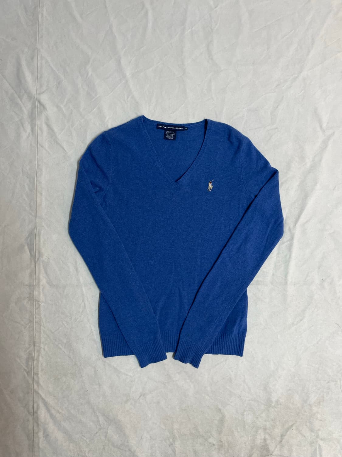 폴로 브이넥 니트  상품이미지1