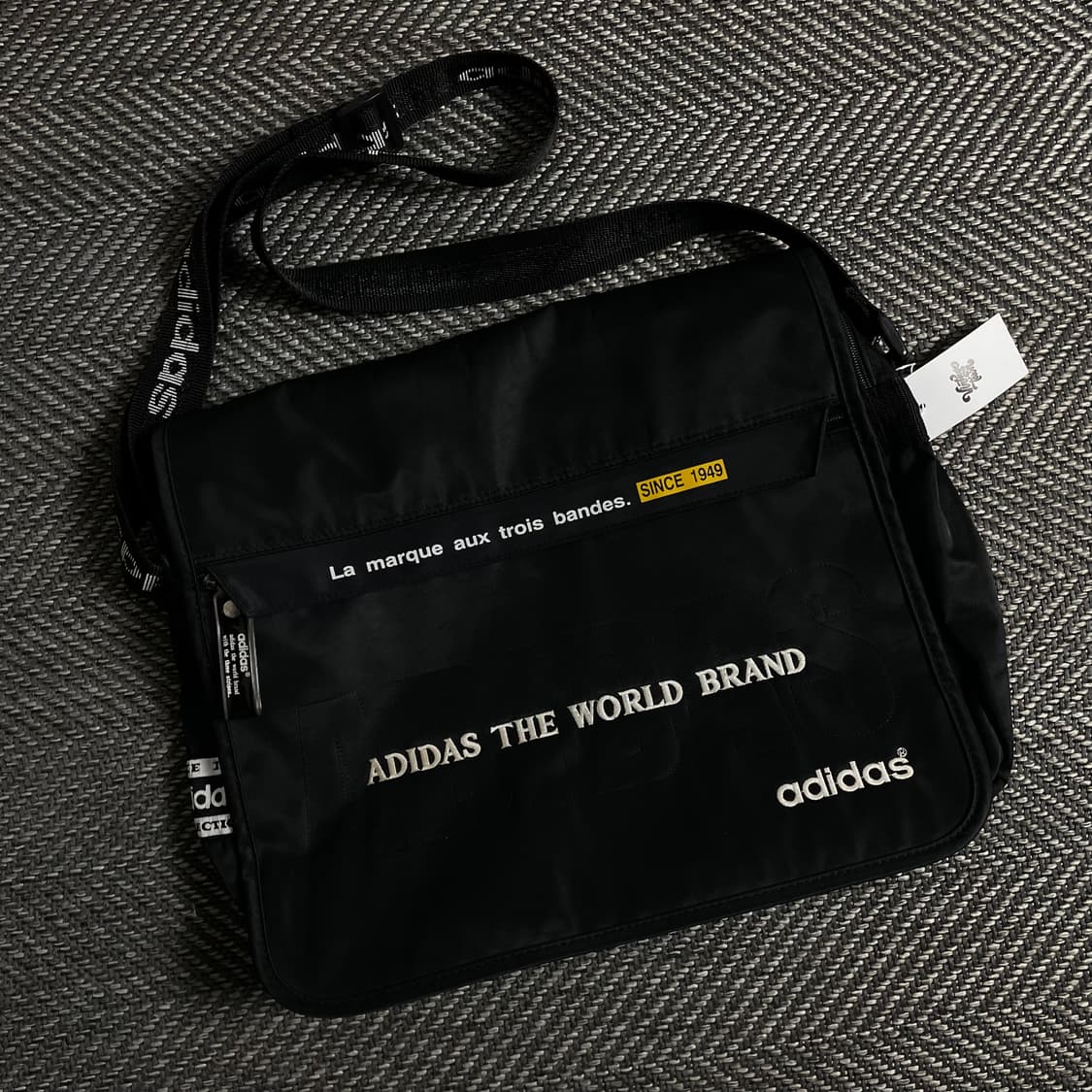 00s 아디다스 올드스쿨 스펠아웃 크로스백y 3651 상품이미지1