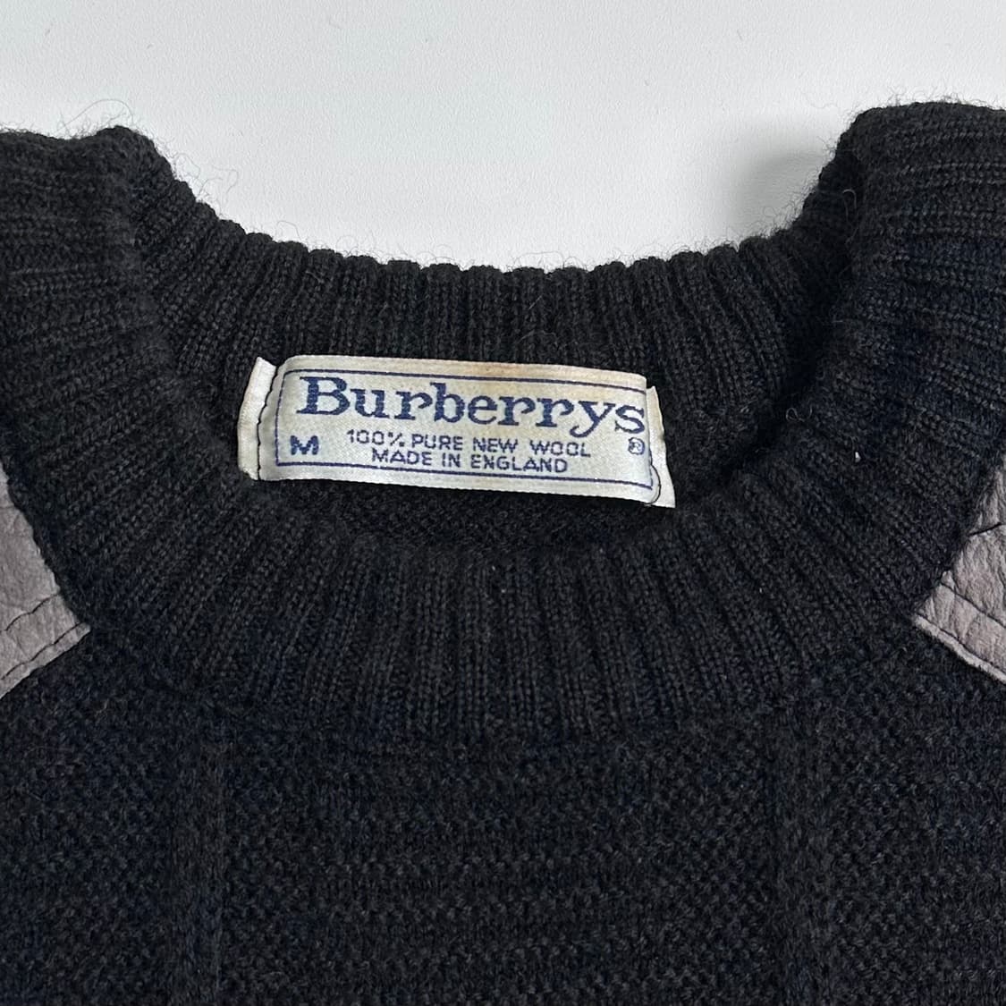 90s 버버리 블랙 울 코만도 니트 상품이미지7