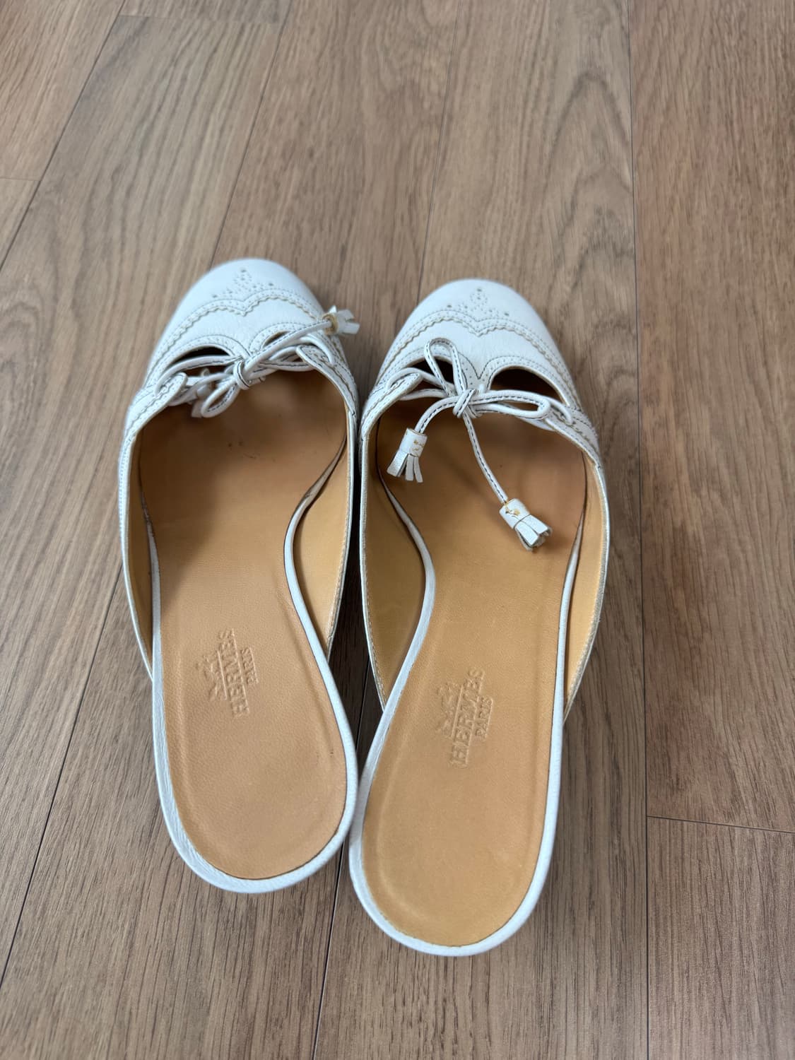 [에르메스] 화이트 브로그 뮬 키튼힐 38 상품이미지5