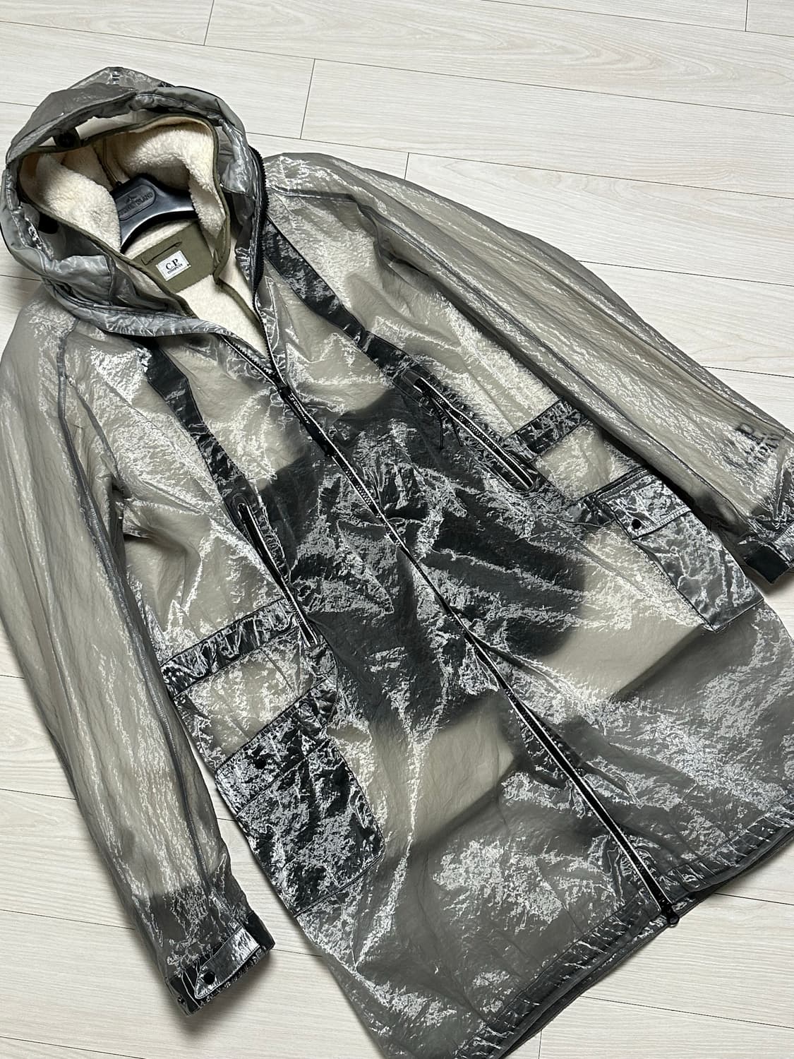 Cp컴퍼니 Kan-D 고글 양털 롱패딩 20fw 50(105) 국내판 상품이미지6