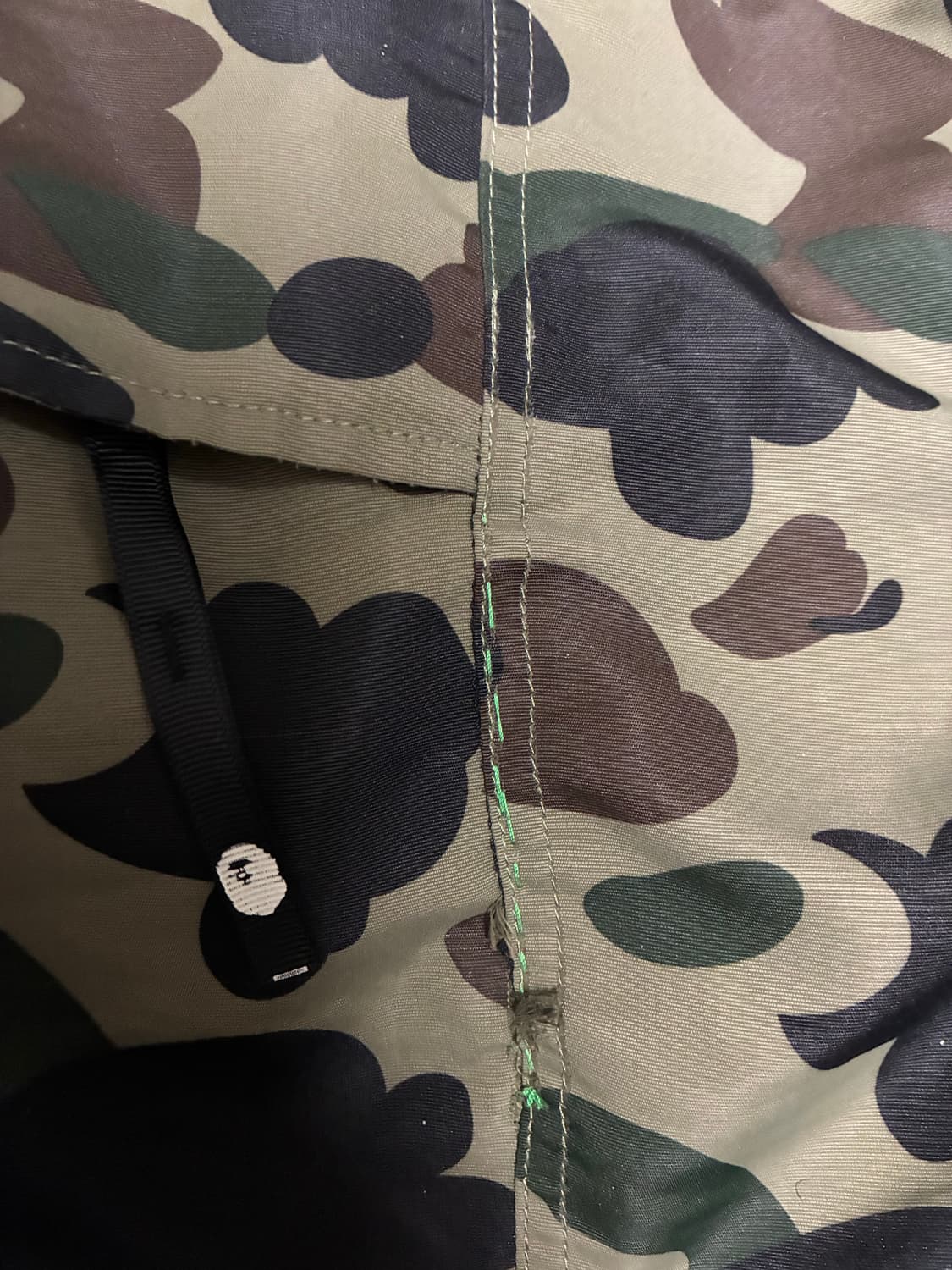 베이프 바람막이 팝니다 상품이미지8